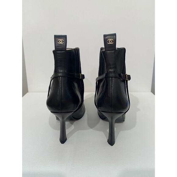 Vintage 90's Chanel Black Leather Pointed Toe Boots - Picture 3 of 7